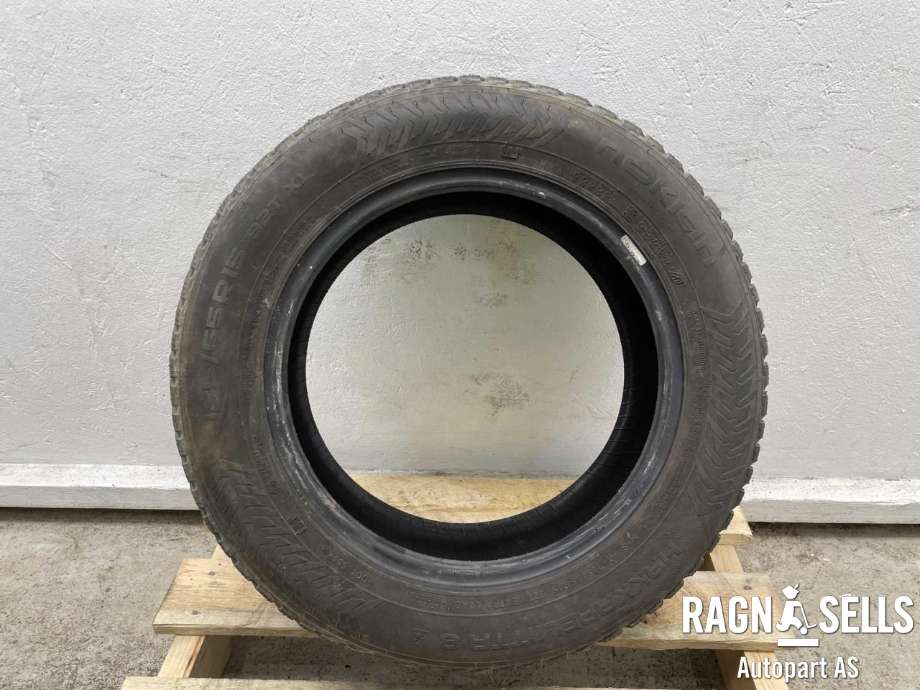 Dekk vinter pigg til Volvo 850 1991-1997  (NOKIAN||185/65R15 92T)