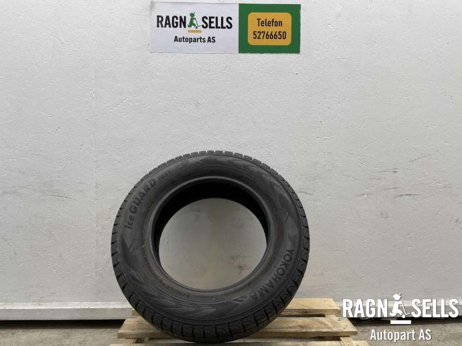 Tyres Winter No-Studs til Mercedes Citan 2012-2021 (W415) (W415) (YOKOHAMA||195/65R15 95T)