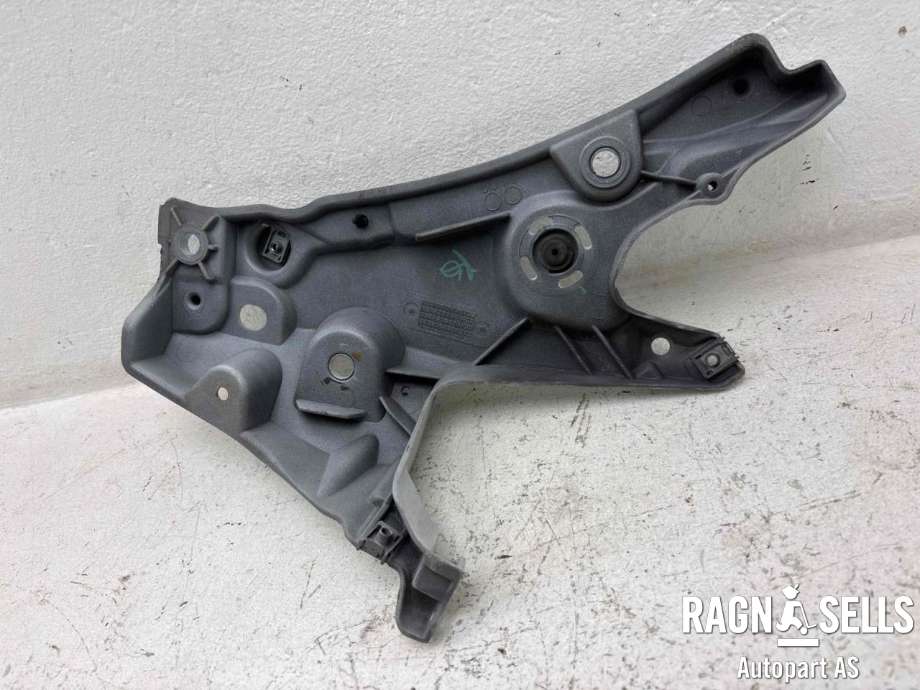Diverse deler til Volvo V60 / V60 CC 2018-->> (Type II) (31468231|)