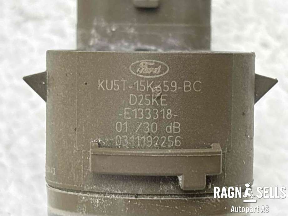 Parkeringssensor foran til Ford Focus 2018-->> (Type IV)  (NU5T-15K859-EA||2529867|KU5T-15K859-BC)