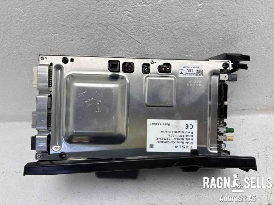 Styreenhet autopilot til Tesla Model 3 2018-2023 (Fase 1) (1462554-S1-K||1527963-01|1462554-01-K)