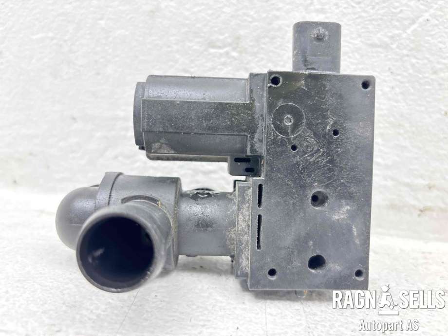 Ventil vann til Hongqi E-HS9 2022-->> (|9246730-QR01|LMF34|CV093-0X03)