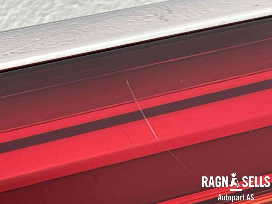 Baklykt midtre til Hongqi E-HS9 2022-->> (|15020300|3724685-QR01)