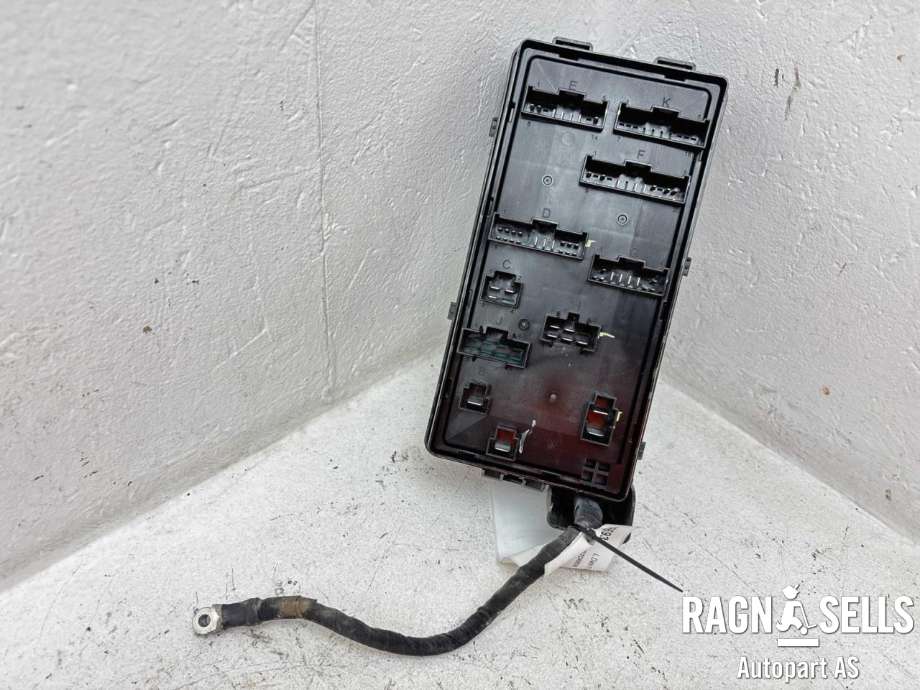 Sikringsboks motorrom til Hongqi E-HS9 2022-->>  (|3722090-QR01)