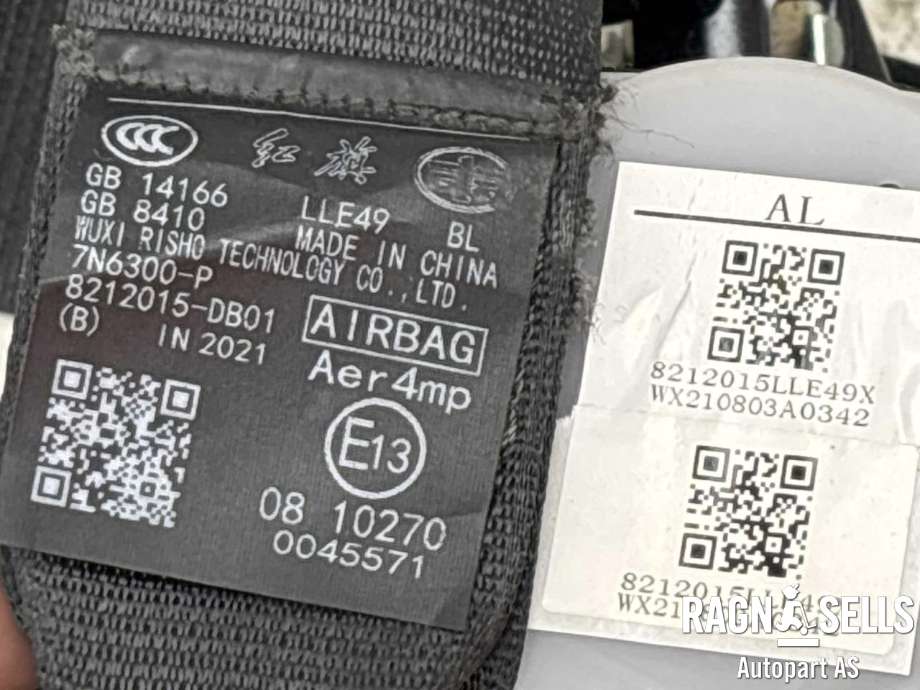 Sikkerhetsbelte foran venstre til Hongqi E-HS9 2022-->> (|8212015LLE49X|8212015-DB01)