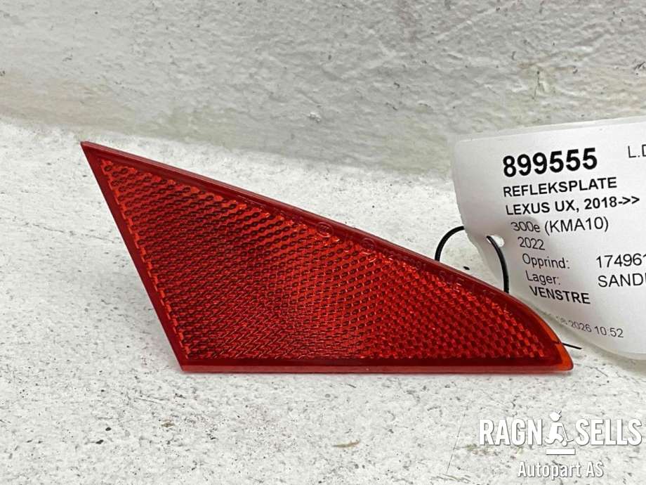 Refleksplate til Lexus UX, 2018-->>  (8192076010)