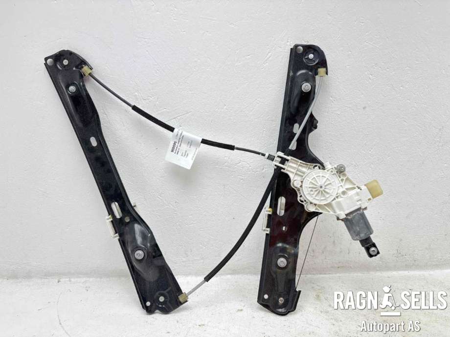 Ruteheis venstre foran til BMW X1 2009-2015 (E84) (E84) (51 33 2 990 385|67 62 6 927 027|)