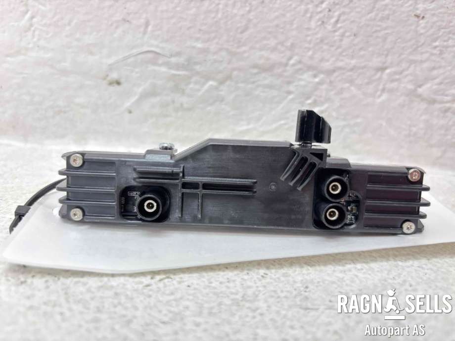 Kamera til Tesla Model 3 2018-2023 (Fase 1)  (1143746-00-D||1143746-00-A|1143746-00-B|1143746-00-C|1143746-00-E|1143746-00-F|1143746-01-D|1143746-01-E|1143746-01-F|1143746-01-G)