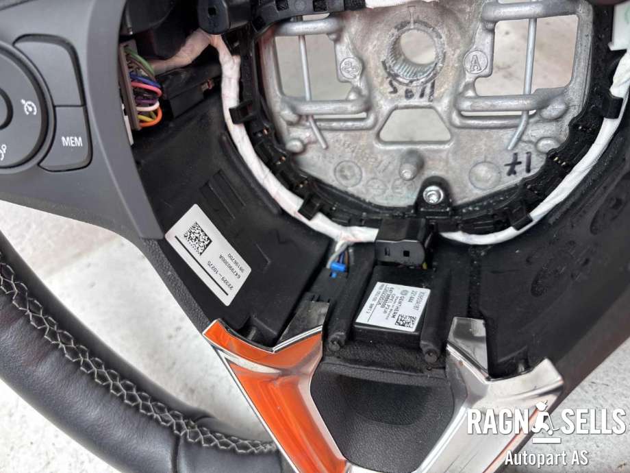 Airbag ratt til Opel Corsa-e 2019-->>  (98 305 800 ZD|X3953A187|647388800B|22329-10275|)