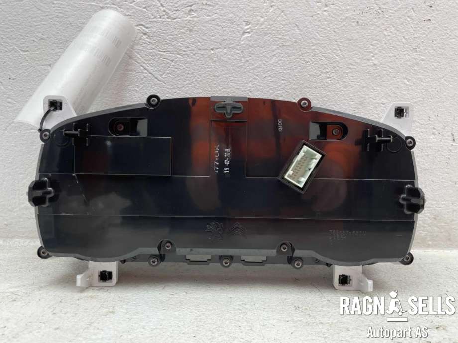 Instrumentpanel til Citroën Berlingo 2019-->> (Type III) (98 177 881 80|98 177 881 8000|98 380 936 80|)