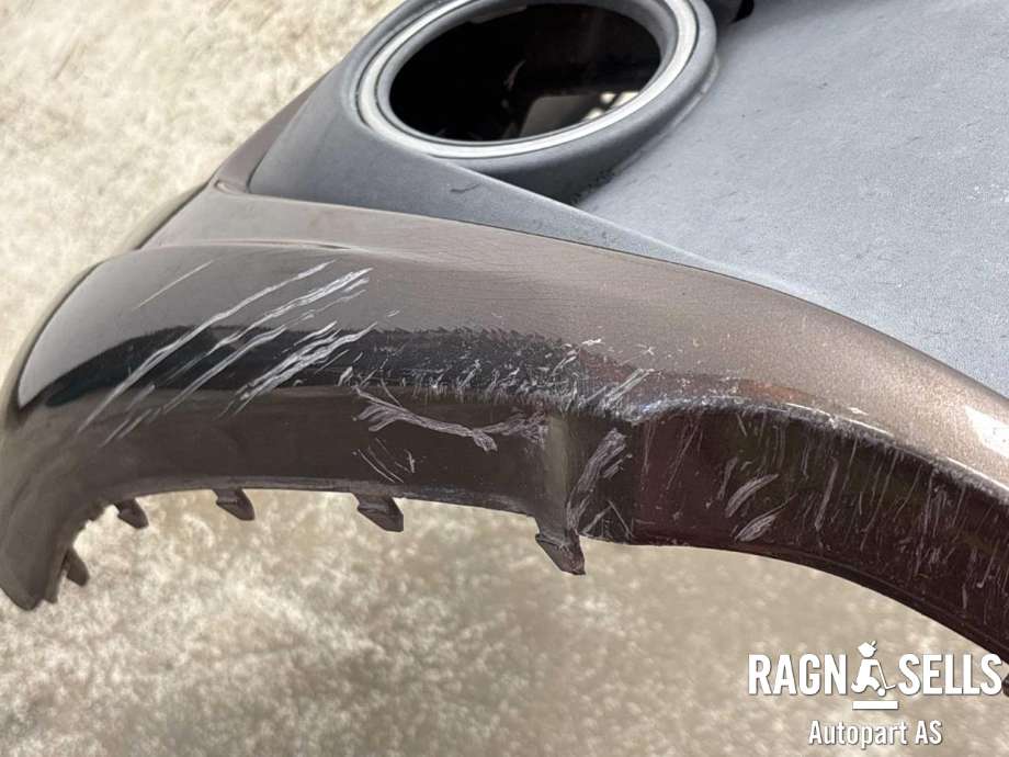 Støtfanger foran til VW Caddy 2010-2015 (Type III, Fase 2)  (1T0 807 221 M|1T0 807 221 M AA|)
