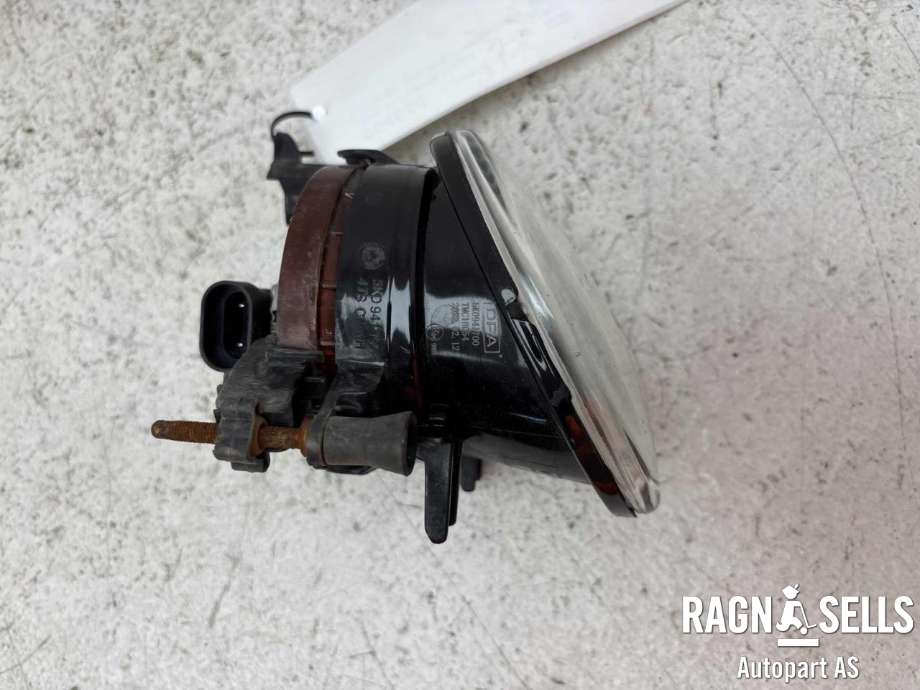 Tåkelykt høyre foran til VW Caddy 2010-2015 (Type III, Fase 2)  (5K0 941 700 F|5K0 941 700|)