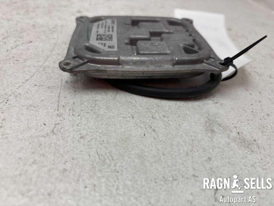 Styreenhet LED til BMW X5 2007-2013 (E70) (E70) (63 11 7 263 052|7 263 052|130732930201|10EEG091822|)