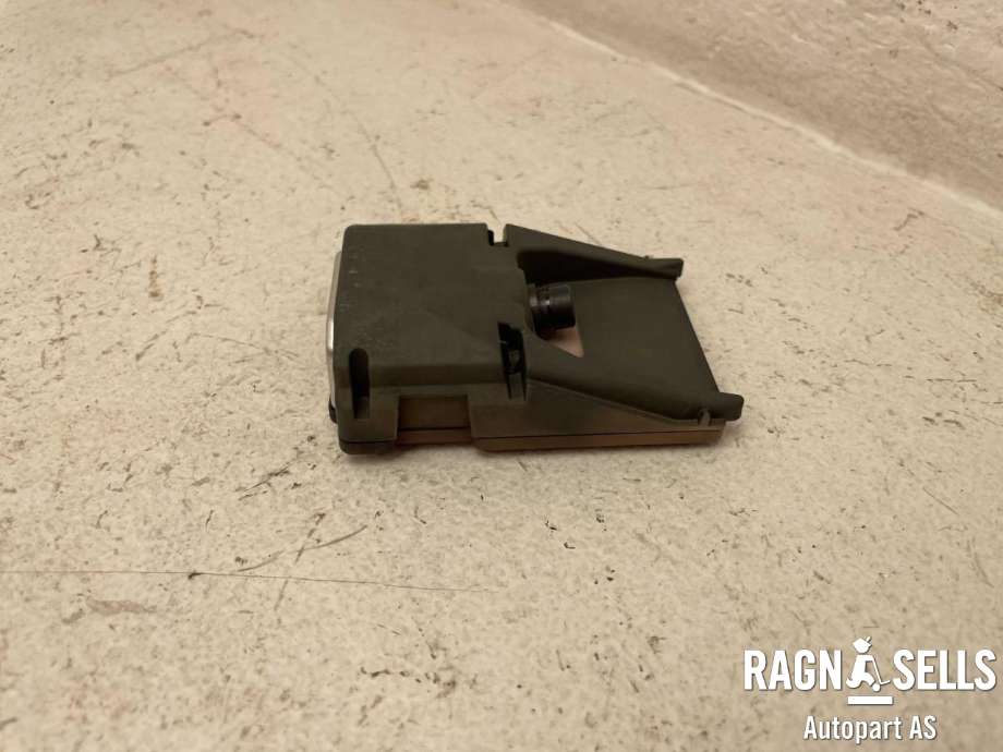 Kamera til Peugeot e-208 2019-->>  (16 819 246 80|16 926 632 80|98 429 977 80|A013W606|95947P01PA4|)