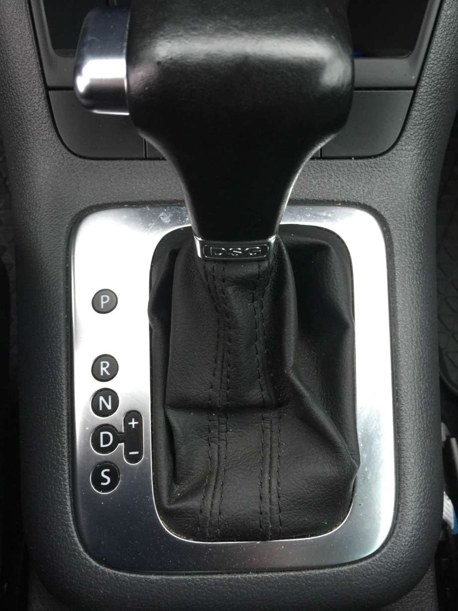 VW Golf, Plus/Cross 2009-2013 (Fase 2) delebil , Motorkode: BLS, Girkassekode: LKF