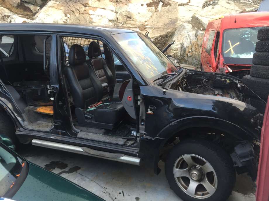 Mitsubishi Pajero 2000-2006 (Type III) , Motorkode: 4M41, Girkassekode: MR498051