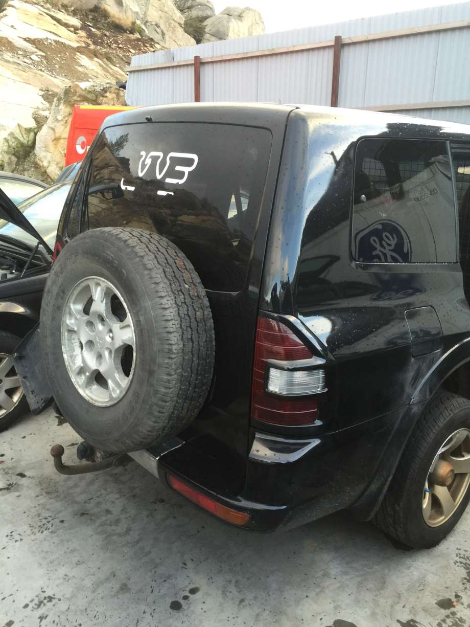Mitsubishi Pajero 2000-2006 (Type III) , Motorkode: 4M41, Girkassekode: MR498051