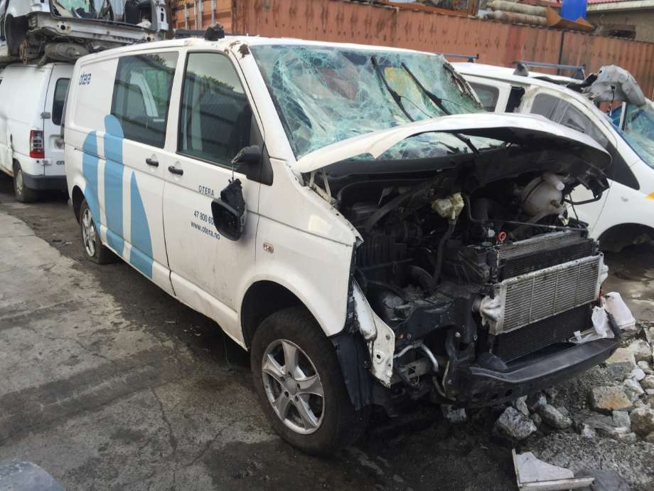 VW Transporter / Caravelle 2009-2015 (Fase 2) (T5) (T5), Motorkode: CAAC;CCHA, Girkassekode: PAW