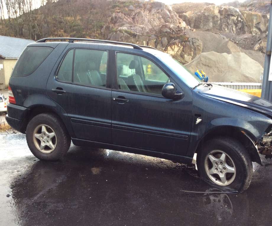 Mercedes ML 1997-2005 (W163) (W163), Motorkode: M111.977, Girkassekode: 