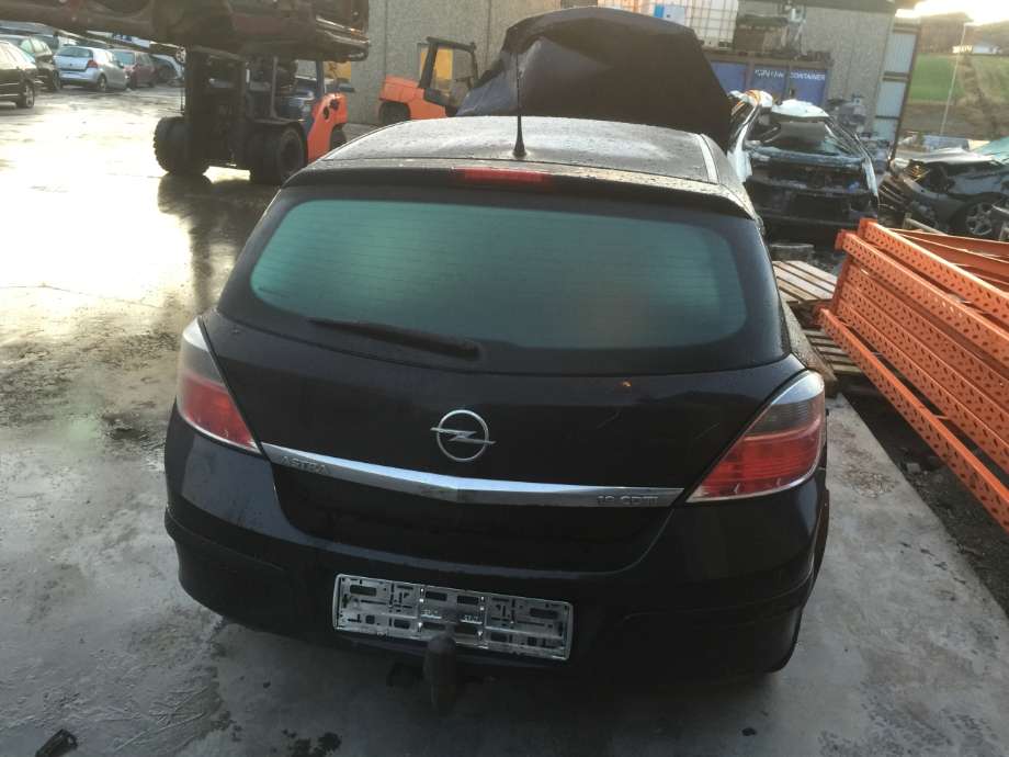 Opel Astra H 2004-2009 , Motorkode: Z19DT, Girkassekode: 