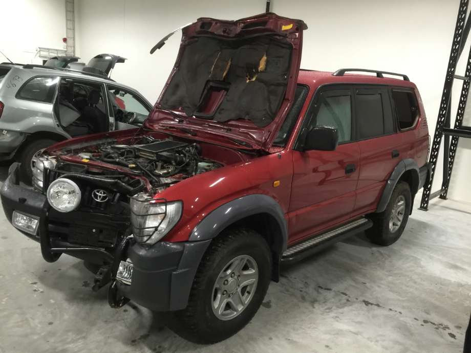 Toyota Land Cruiser 100 1998-2007 , Motorkode: 1KD-FTV, Girkassekode: 