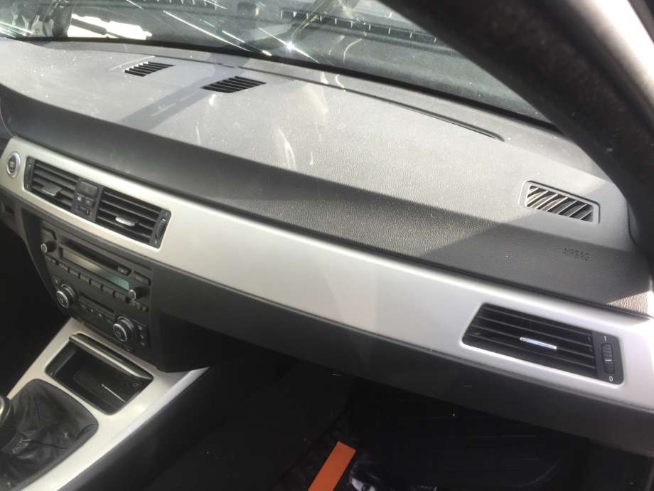 BMW 3-Serie 2005-2011 (E90/E91/E92/E93) delebil , Motorkode: M47-TU2D20, Girkassekode: 23 00 7 565 194