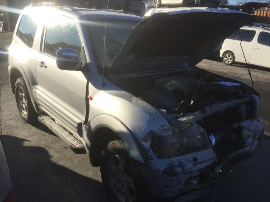 Mitsubishi Pajero 2000-2006 (Type III) , Motorkode: 4M41, Girkassekode: MR498051
