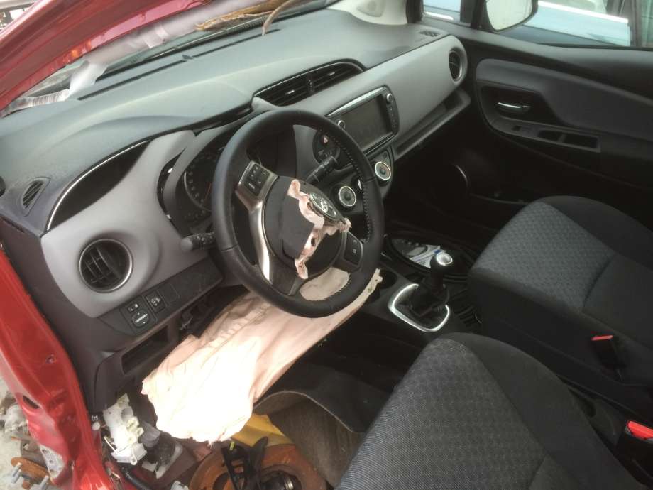 Toyota Yaris 2012-2014 (Type III, Fase 1) , Motorkode: 1KR-FE, Girkassekode:
