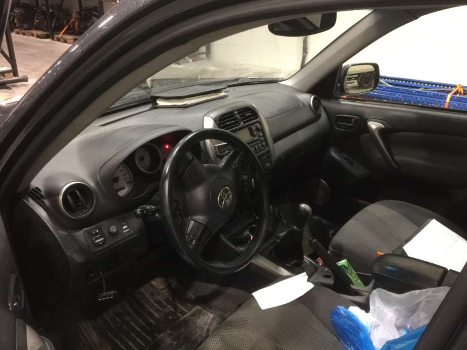 Toyota RAV4 2000-2006 (Type II) , Motorkode: 1CD-FTV, Girkassekode: 