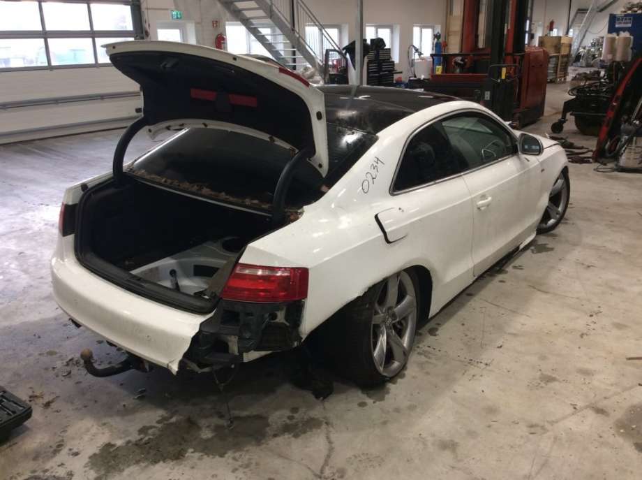 Audi A5 2007-2016 (Type I) , Motorkode: CABD, Girkassekode: JJF