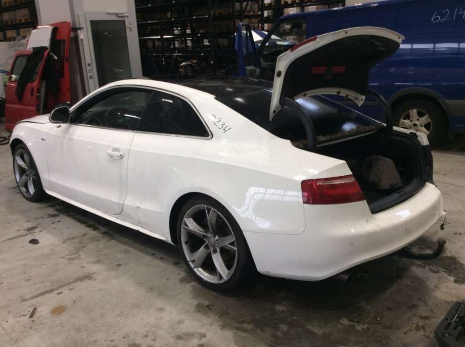Audi A5 2007-2016 (Type I) , Motorkode: CABD, Girkassekode: JJF