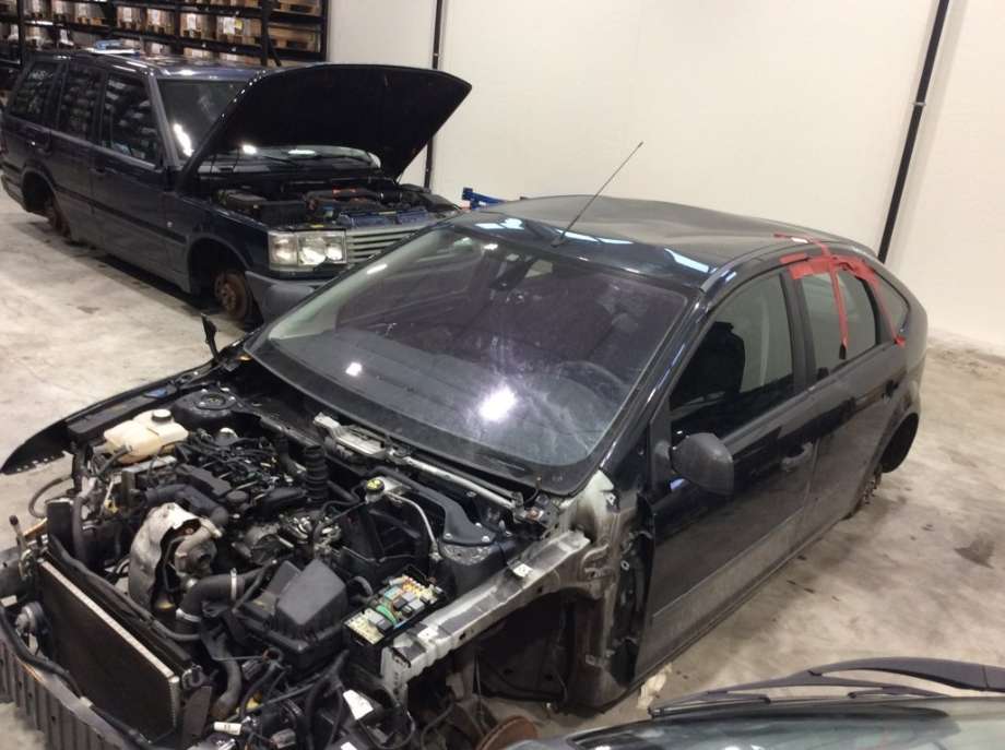 Ford Focus 2004-2007 (Type II, Fase 1) delebil , Motorkode: HHDA;HHDB, Girkassekode: 