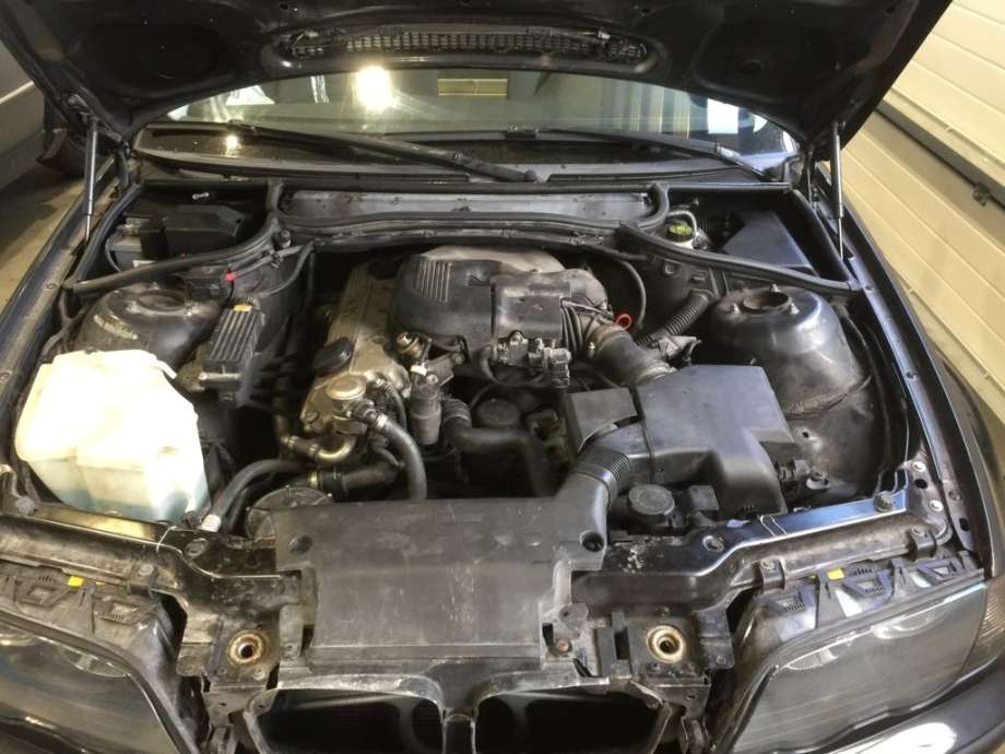 BMW 3-Serie 1998-2005 (E46) (E46), Motorkode: M43-TUB19, Girkassekode: 23 00 7 505 600