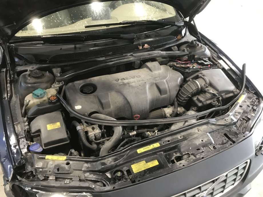 Volvo XC70 2001-2004 (Type I, Fase 1) , Motorkode: D5244T, Girkassekode: