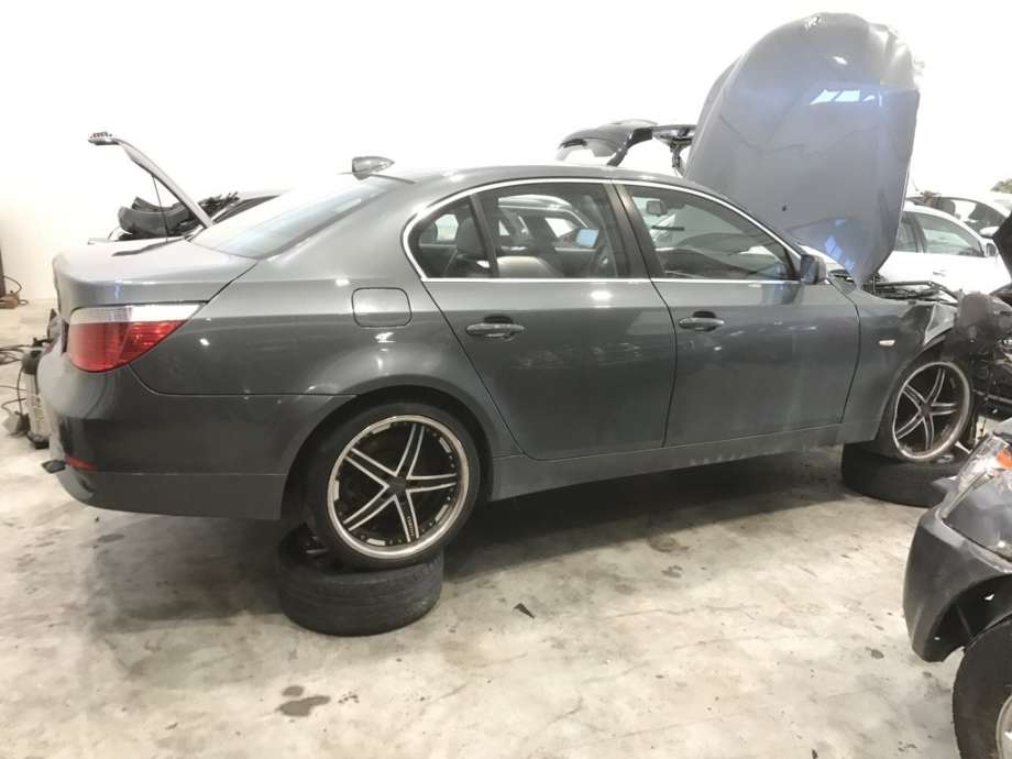 BMW 5-Serie 2003-2010 (E60/E61) (E60/E61), Motorkode: M54-B22, Girkassekode: GA6HP19Z