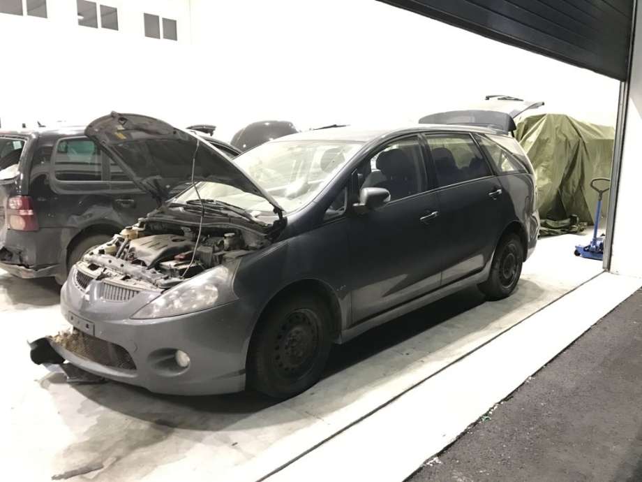 Mitsubishi Grandis 2004-2009 , Motorkode: BSY, Girkassekode: 2500A177