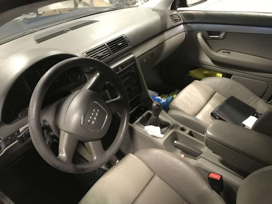 Audi A4 2004-2008 (Type III) (B7) (B7), Motorkode: BPW, Girkassekode: JEE