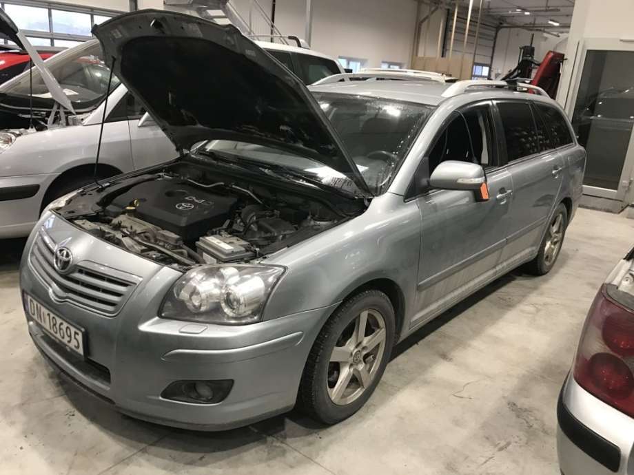 Toyota Avensis 2003-2008 (Type II) , Motorkode: 1AD-FTV, Girkassekode: 