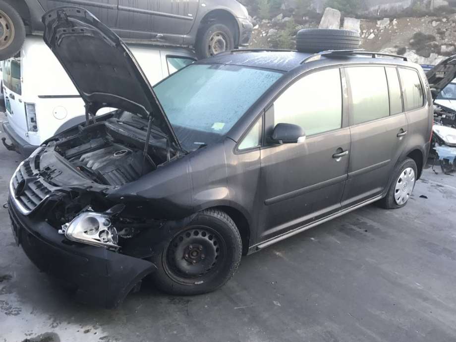 VW Touran 2003-2006 (Type I, Fase 1) , Motorkode: BKC;BLS, Girkassekode: GQN