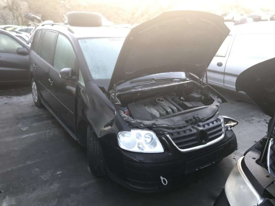 VW Touran 2003-2006 (Type I, Fase 1) , Motorkode: BKC;BLS, Girkassekode: GQN