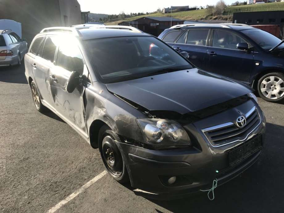 Toyota Avensis 2003-2008 (Type II) , Motorkode: 1AD-FTV, Girkassekode: 