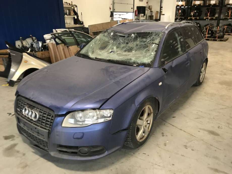 Audi A4 2004-2008 (Type III) (B7) (B7), Motorkode: BPW, Girkassekode: JEE