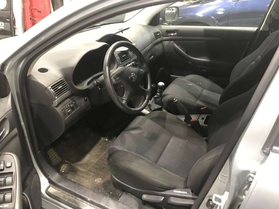 Toyota Avensis 2003-2008 (Type II) , Motorkode: 1AD-FTV, Girkassekode: