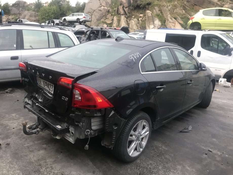 Volvo S60 2010-2014 (Type II, Fase 1) , Motorkode: D5204T2, Girkassekode: 36001863