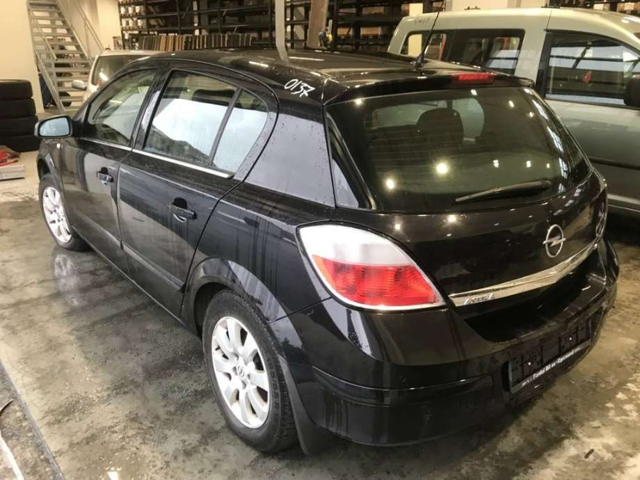 Opel Astra H 2004-2009 , Motorkode: Z18XE, Girkassekode: