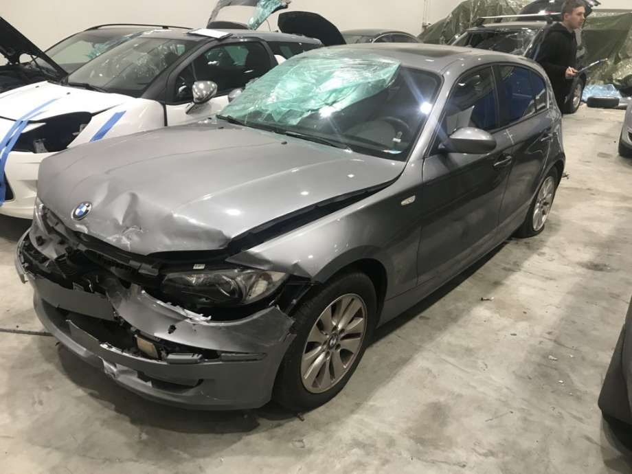 BMW 1-Serie 2004-2011 (E81/E82/E87/E88) (E81/E82/E87/E88), Motorkode: N47-D20C, Girkassekode: 24 00 7 590 133
