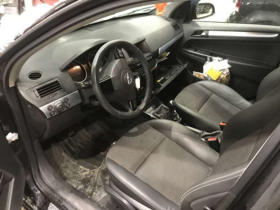 Opel Astra H 2004-2009 , Motorkode: Z19DTH, Girkassekode: M32WR