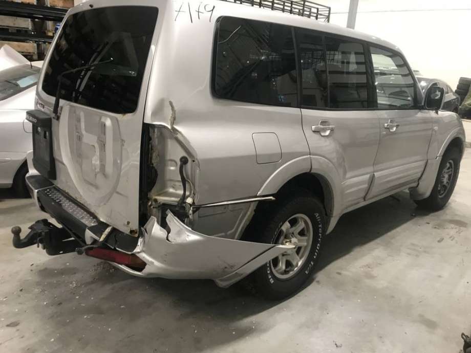 Mitsubishi Pajero 2000-2006 (Type III) , Motorkode: 4M41, Girkassekode: 