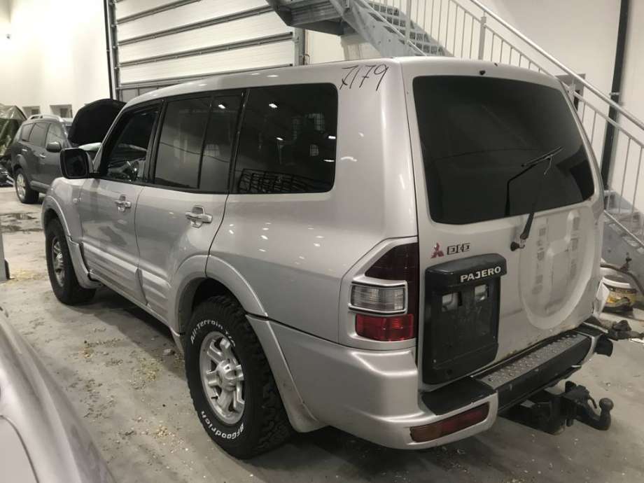 Mitsubishi Pajero 2000-2006 (Type III) , Motorkode: 4M41, Girkassekode: 