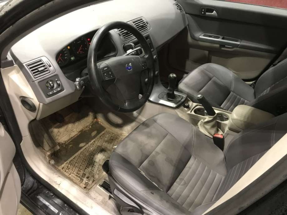 Volvo V50 2004-2007 (Fase 1) , Motorkode: D4204T, Girkassekode: 